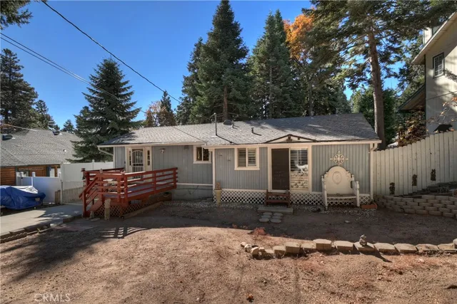 $449,500 | 31435 Oakleaf Drive, Running Springs, CA 92382