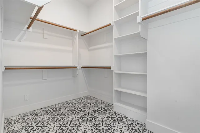 $1,950 | 1813 Wellington Street, Greenville, TX 75401