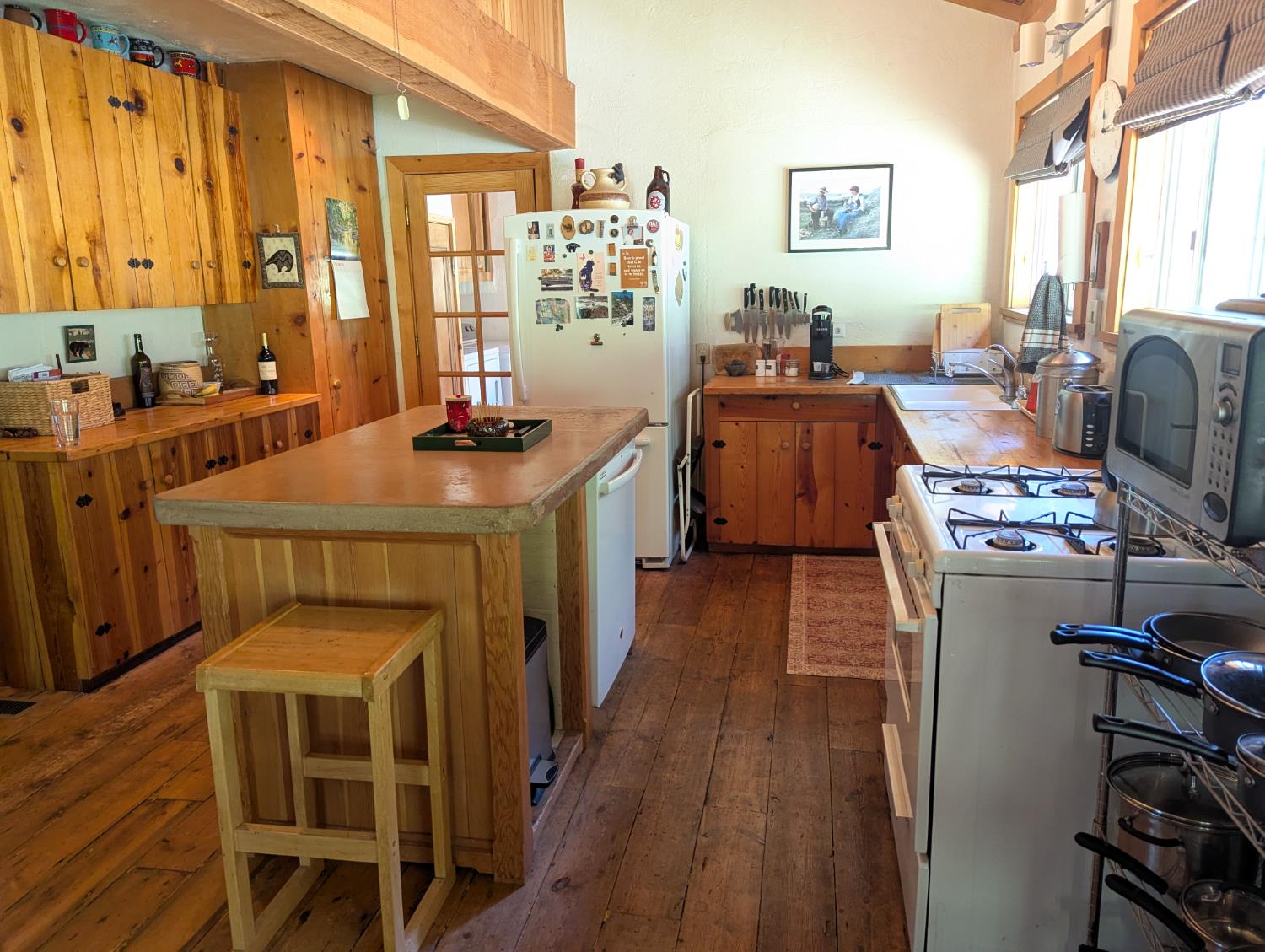 6105 Little Mountain Road Somerset, CA 95684 - Photo 3 of 21 Kitchen