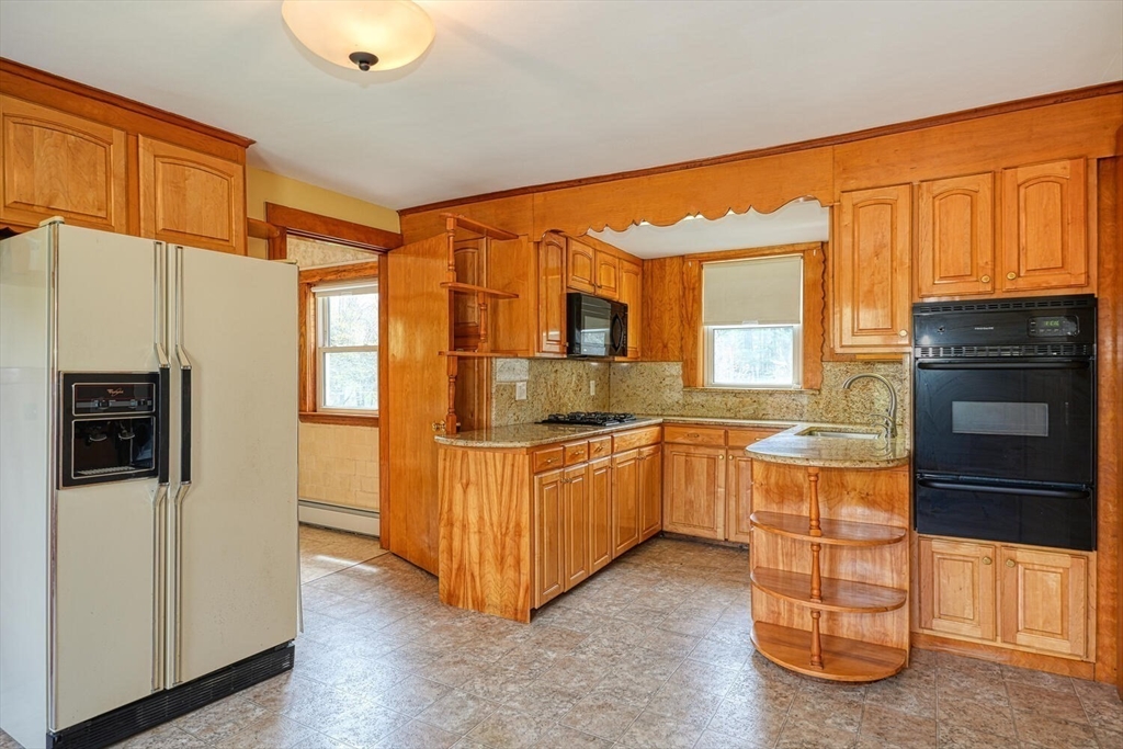 193 Gates Pond Road Berlin, MA 01503 - Photo 20 of 42