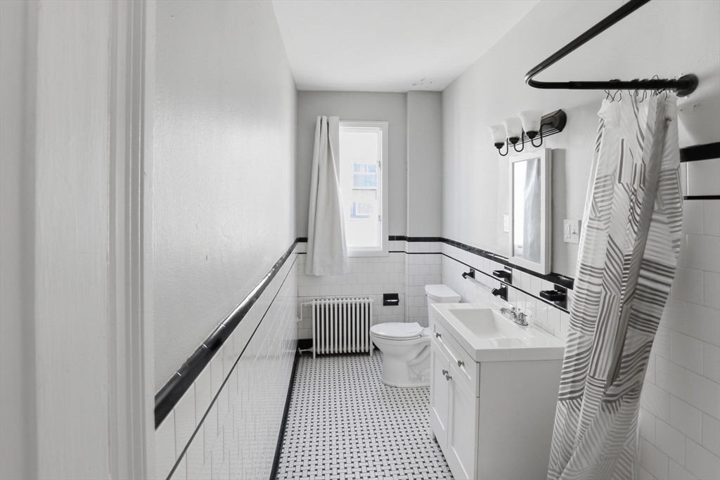 199 Purchase Street, Unit 2 Fall River, MA 02720 - Photo 3 of 8