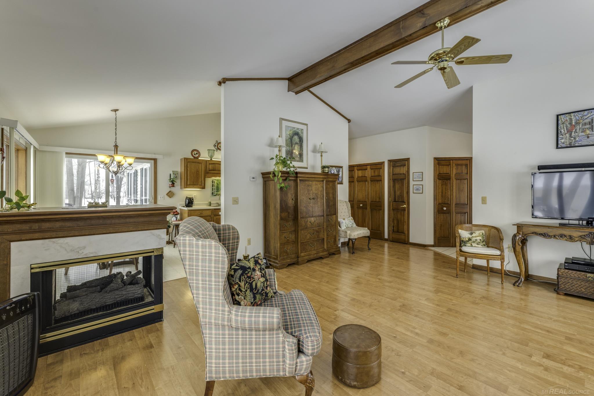 7178 Townsend Road Lexington, MI 48450 - Photo 9 of 40 50198409-1abc08bb-8a6f-4055-bd77-fa211a04b734.JPG