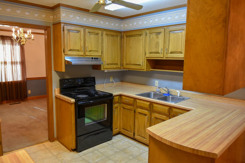 214 Pine Cone Road Waynesboro, GA 30830 - Photo 5 of 35 Gallery Image 5