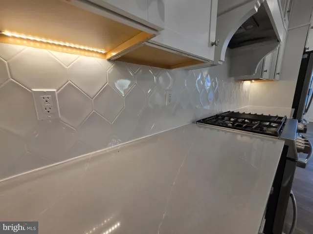 a bathroom with a tub