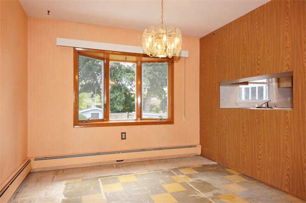 63 Alderwood Road Waltham, MA 02452 - Photo 5 of 17 Gallery Image 5