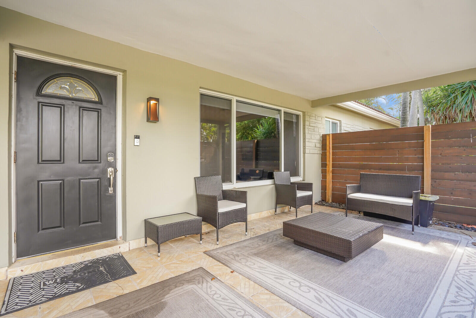 3098 Northeast 5th Avenue Boca Raton, FL 33431 - Photo 21 of 28 Fornt porch