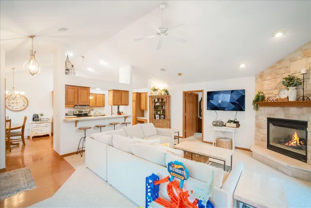 $399,900 | N161W18890 Jared Drive, Unit 251, Jackson, WI 53037