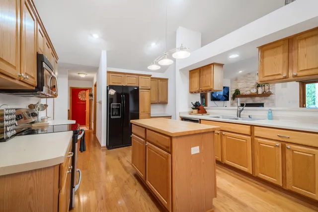 $399,900 | N161W18890 Jared Drive, Unit 251, Jackson, WI 53037