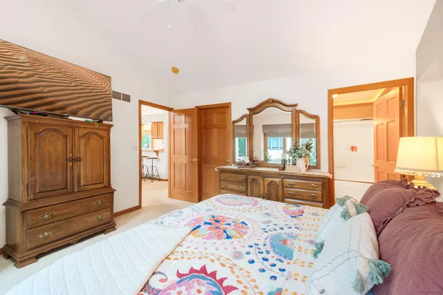 $399,900 | N161W18890 Jared Drive, Unit 251, Jackson, WI 53037