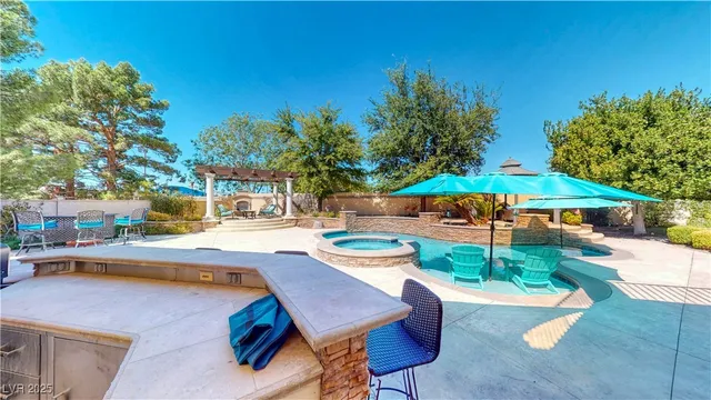 $1,190,000 | 6440 Spanish Garden Court, Las Vegas, NV 89110