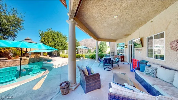 $1,180,000 | 6440 Spanish Garden Court, Las Vegas, NV 89110