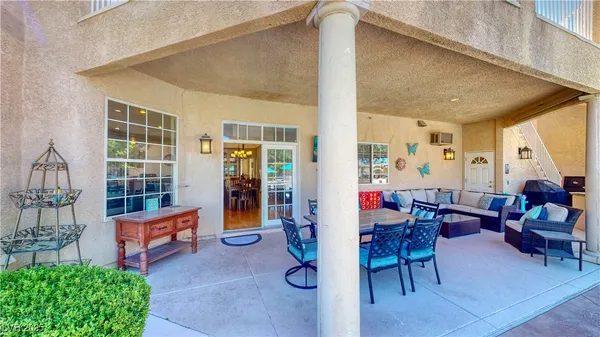 $1,180,000 | 6440 Spanish Garden Court, Las Vegas, NV 89110