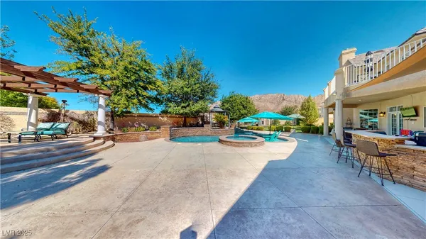 $1,180,000 | 6440 Spanish Garden Court, Las Vegas, NV 89110