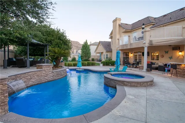 $1,190,000 | 6440 Spanish Garden Court, Las Vegas, NV 89110