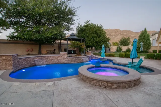 $1,190,000 | 6440 Spanish Garden Court, Las Vegas, NV 89110