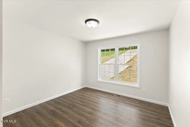 $399,900 | 280 Old Charity Hill Road, Elizabethton, TN 37643