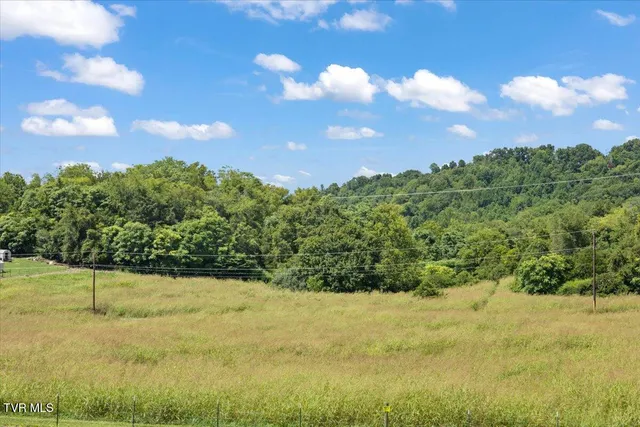 $399,900 | 280 Old Charity Hill Road, Elizabethton, TN 37643