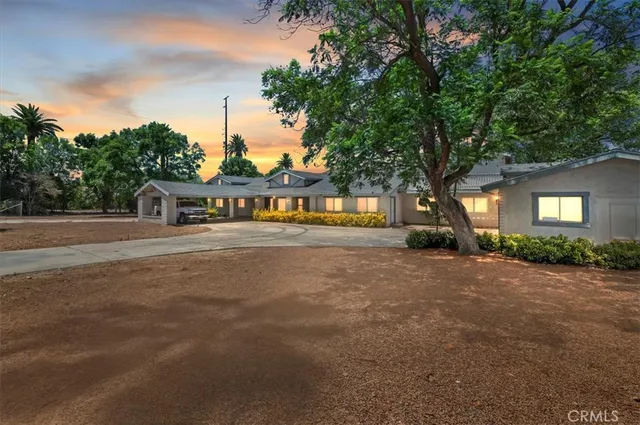 $1,925,000 | 8853 Dufferin Avenue, Riverside, CA 92504