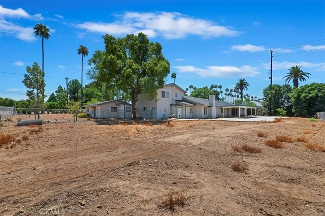 $1,925,000 | 8853 Dufferin Avenue, Riverside, CA 92504