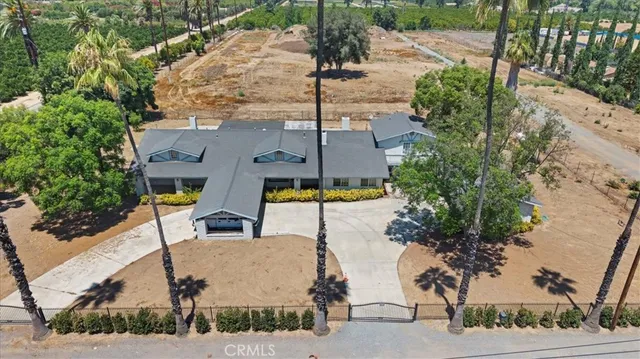 $1,925,000 | 8853 Dufferin Avenue, Riverside, CA 92504