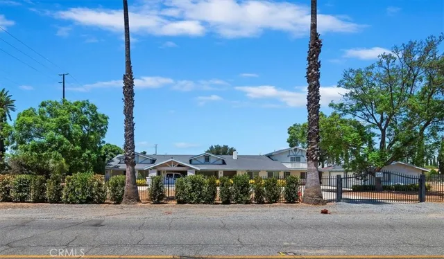 $1,925,000 | 8853 Dufferin Avenue, Riverside, CA 92504