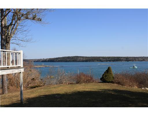 929 Cundy's Harbor Road Harpswell, ME 04079 - Photo 5 of 16 View.