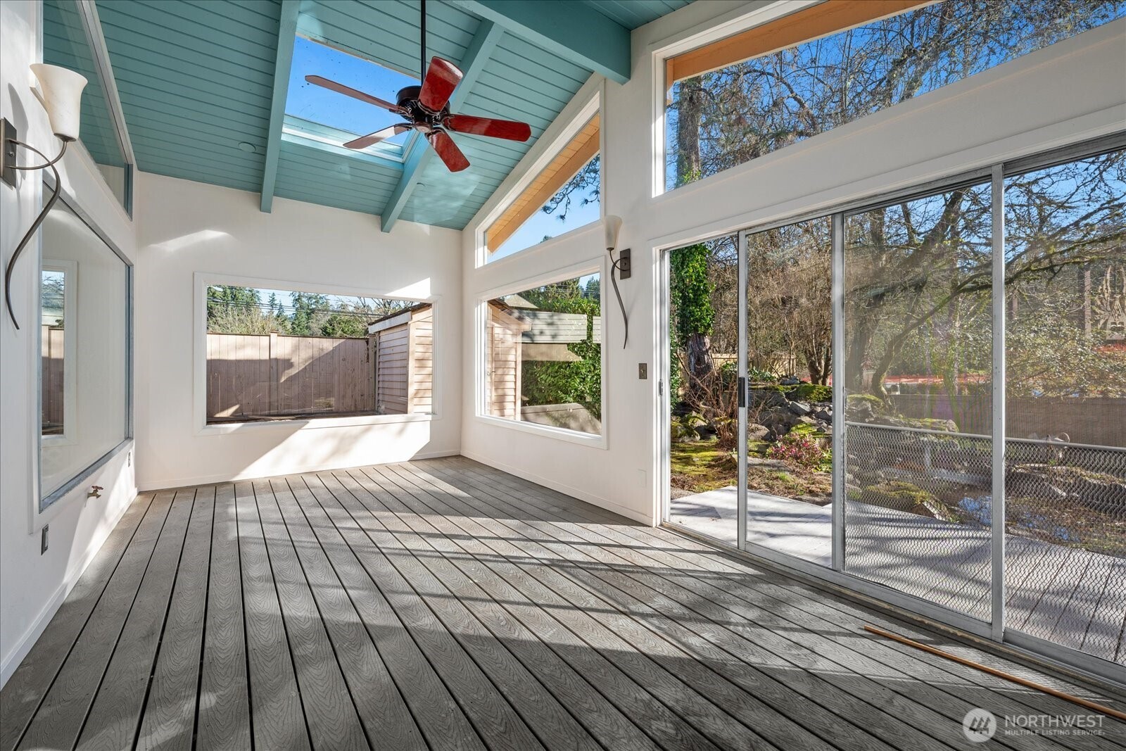 9506 Valhalla Way Bothell, WA 98011 - Photo 21 of 39 Gallery Image 21
