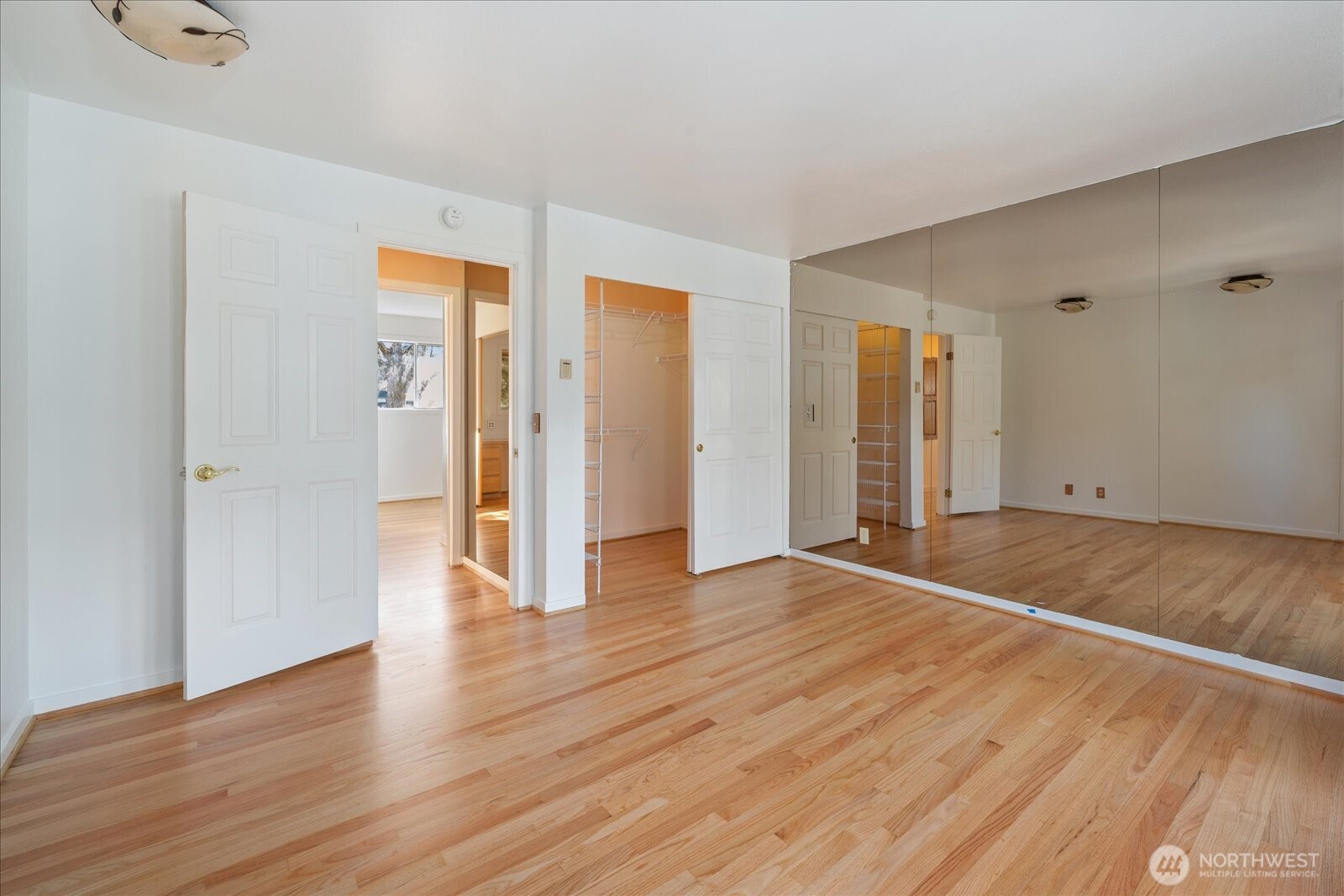 9506 Valhalla Way Bothell, WA 98011 - Photo 25 of 39 Gallery Image 25