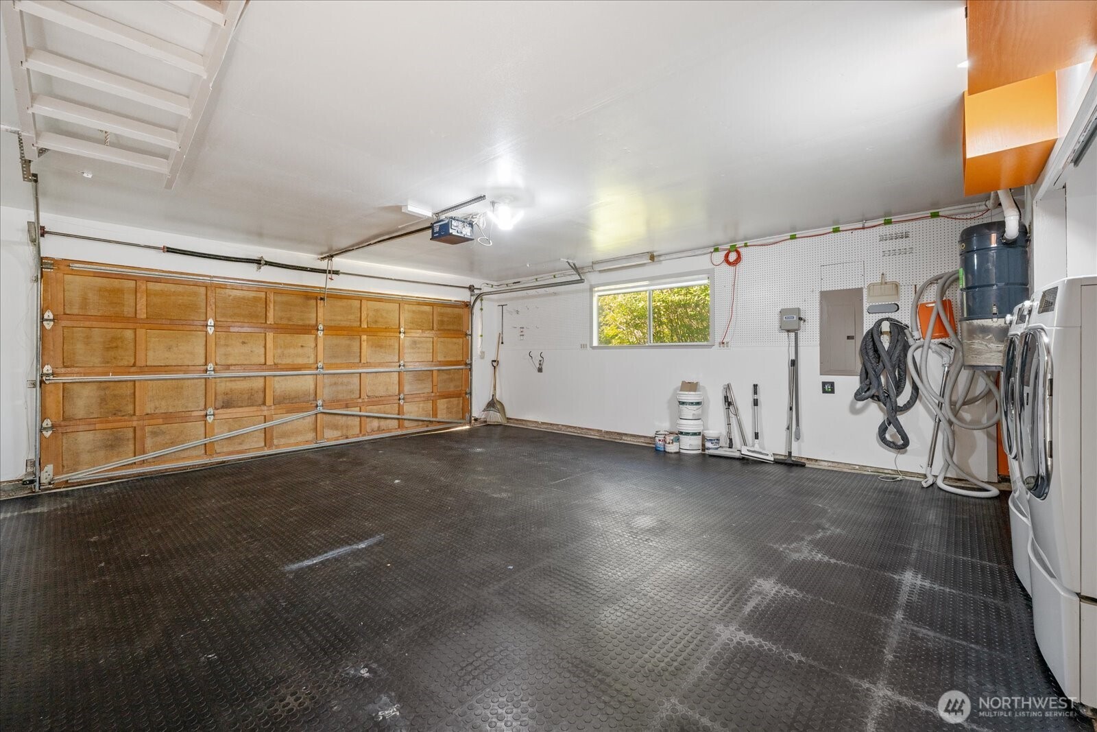 9506 Valhalla Way Bothell, WA 98011 - Photo 31 of 39 Gallery Image 31