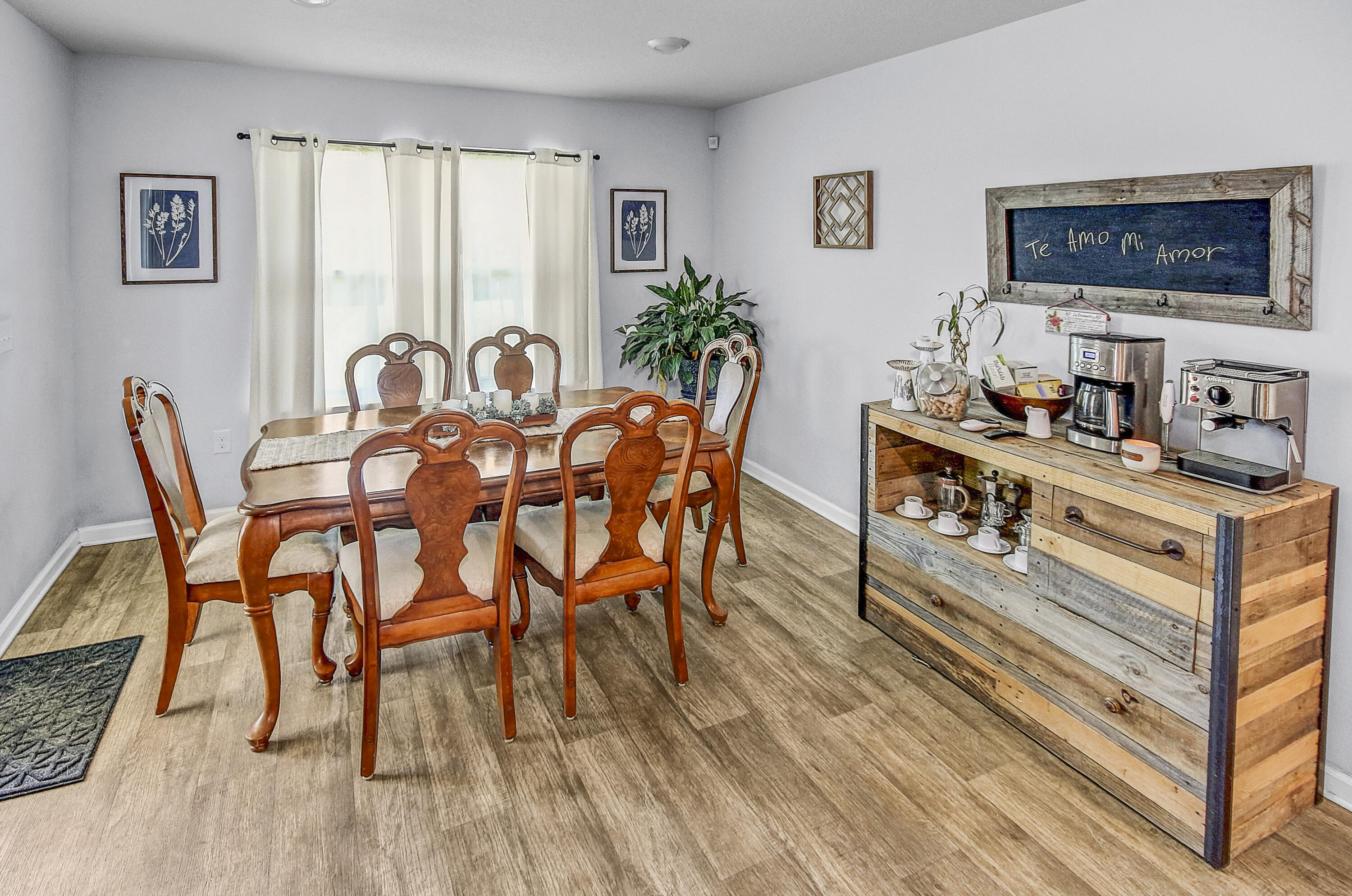 660 Earl Godwin Road, Unit LOT 02 Freeport, FL 32439 - Photo 4 of 22 Dining Area