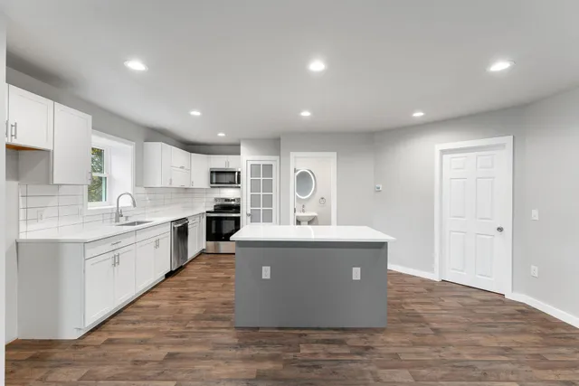 $424,900 | 35 Cole Avenue, Northfield, VT 05663