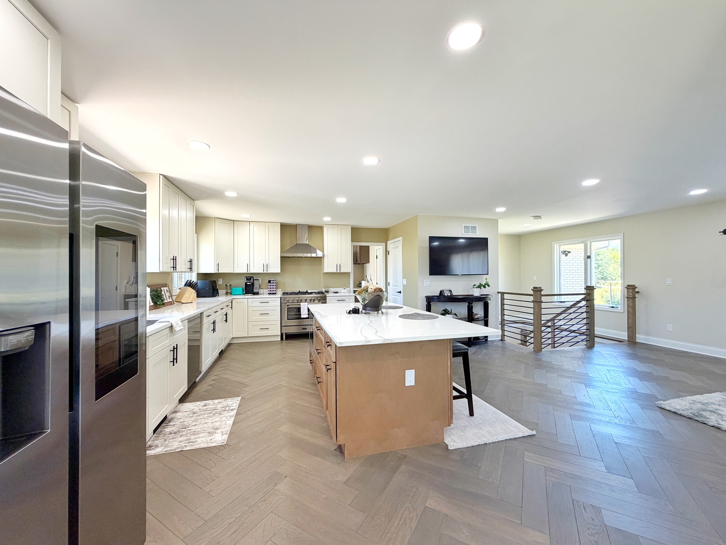 704 North Rose Farm Road Woodstock, IL 60098 - Photo 4 of 64