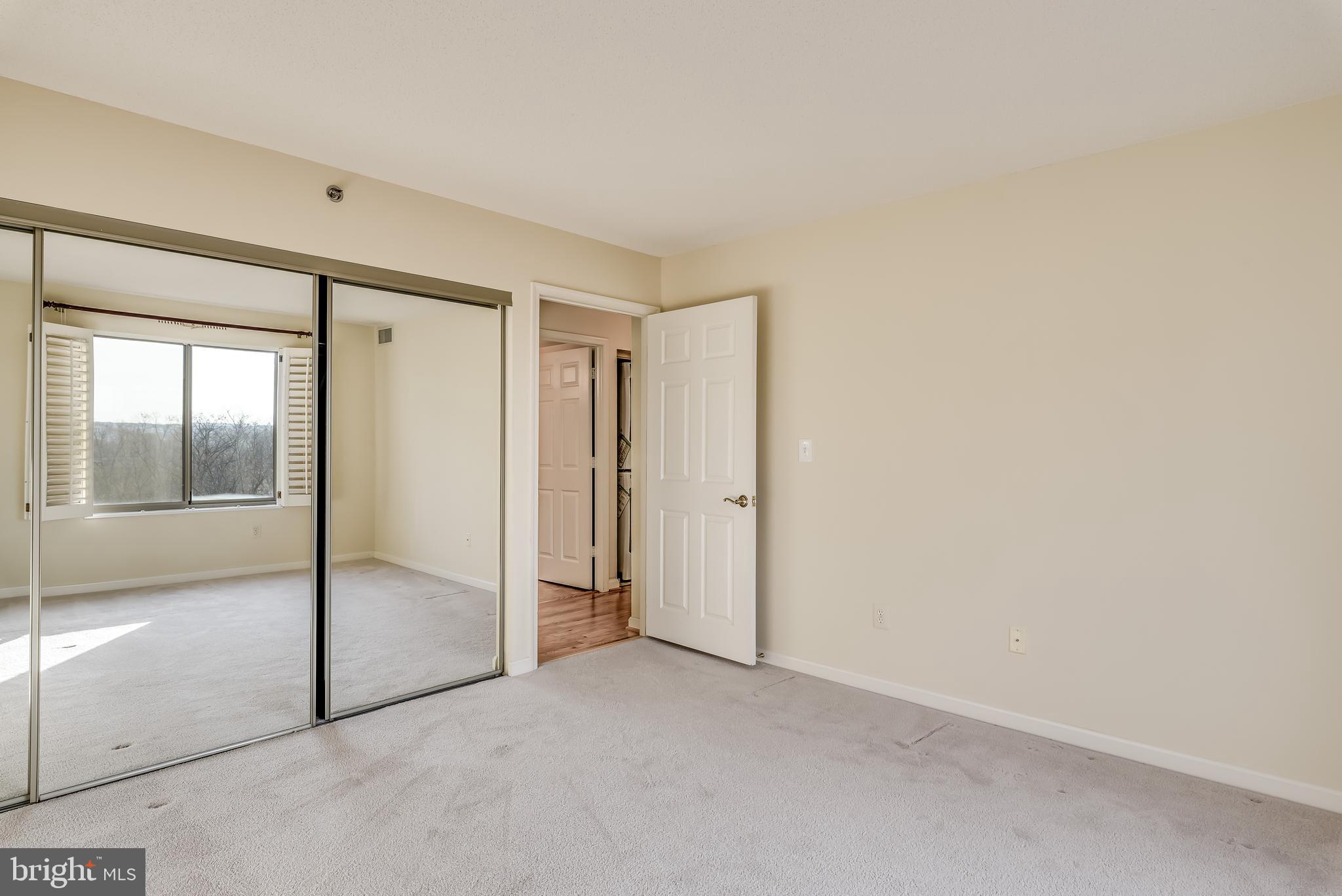 19385 Cypress Ridge Terrace, Unit 801 Leesburg, VA 20176 - Photo 19 of 21 Bedroom
