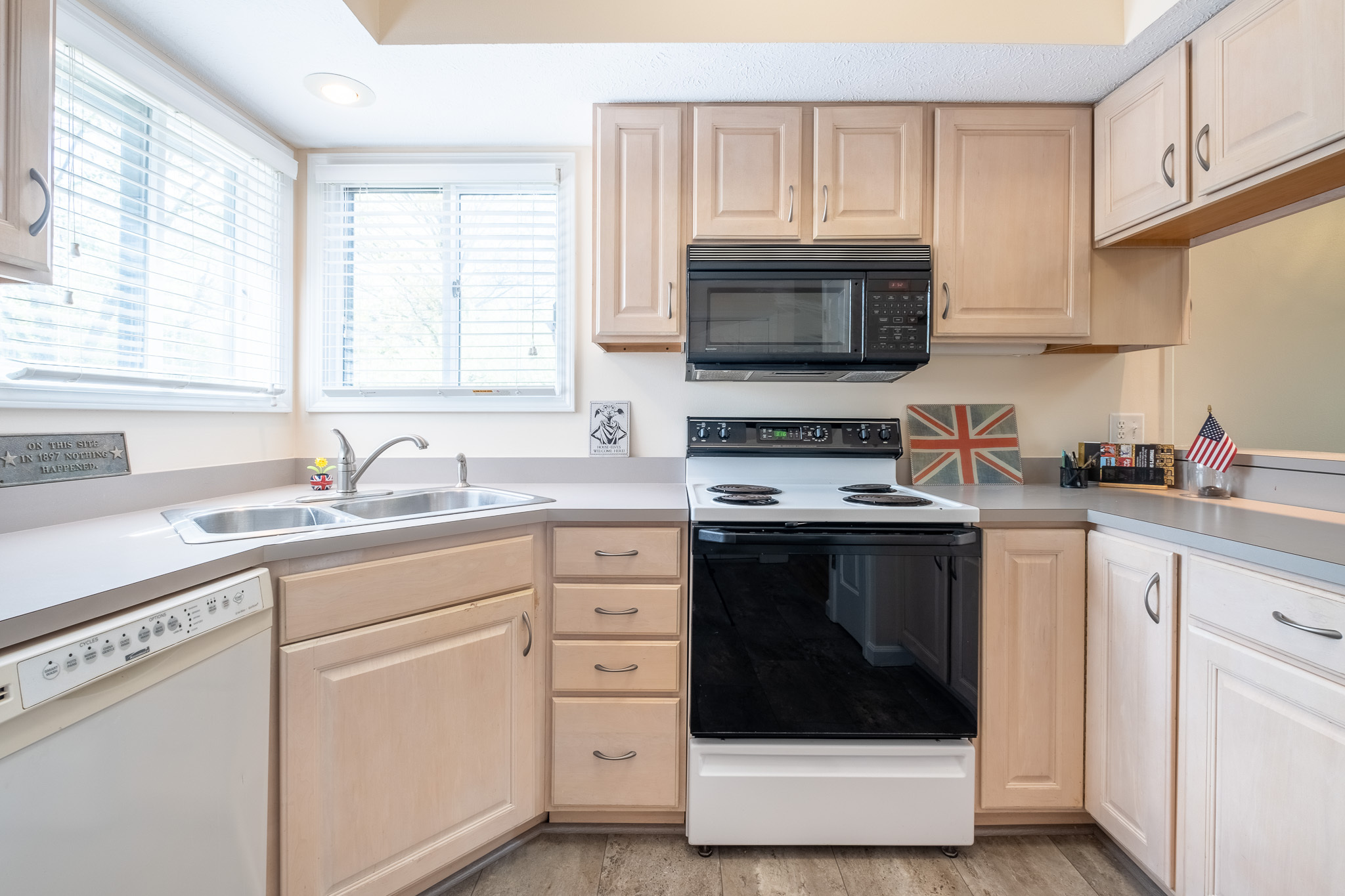 57 Lookout Ridge Drive Columbus, IN 47201 - Photo 5 of 23