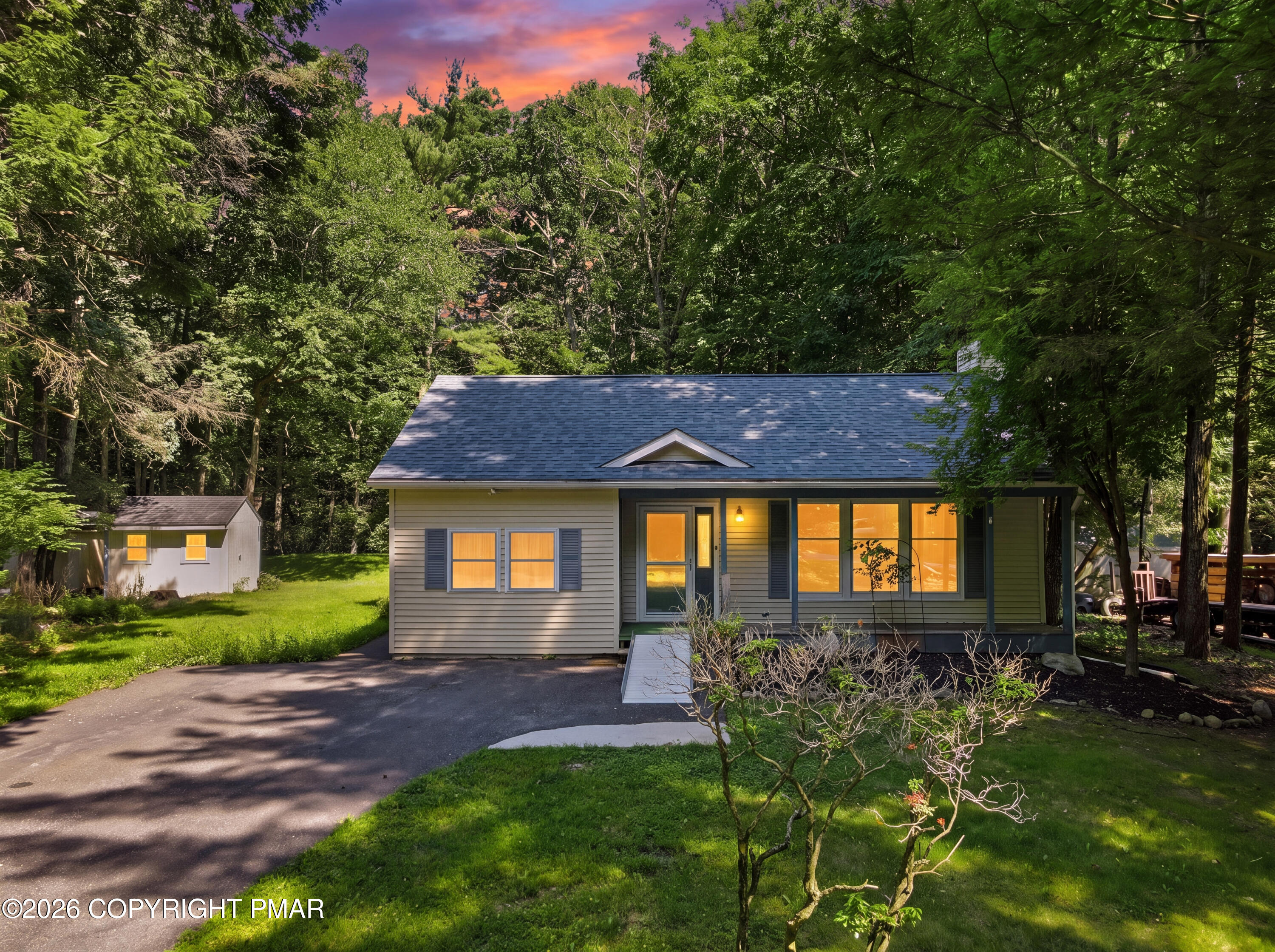 704 Dotters Corner Road Kunkletown, PA 18058 - Photo 2 of 41 01-Twilight-1