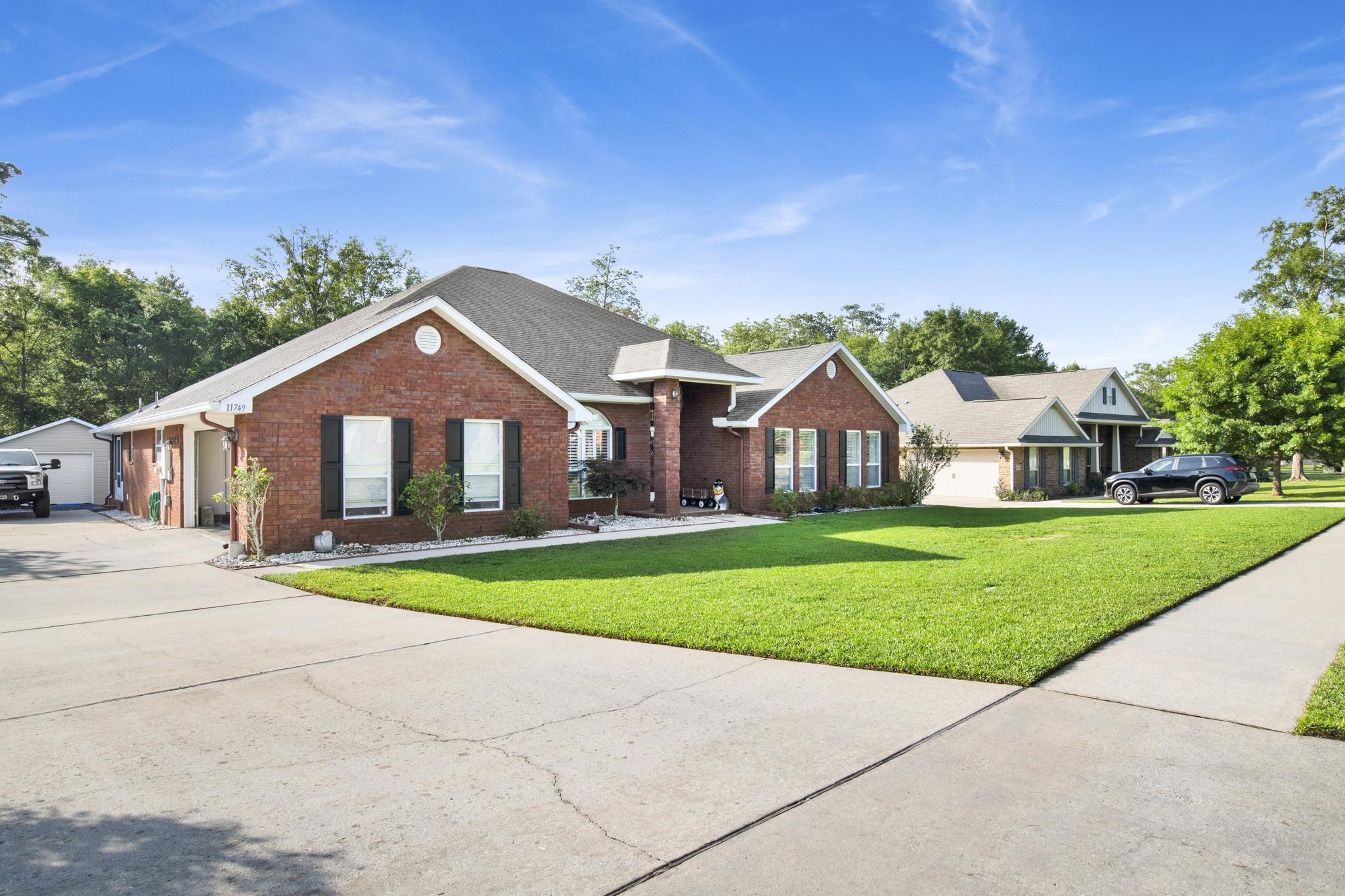 11749 Venice Boulevard Foley, AL 36535 - Photo 2 of 43 Front Of Structure