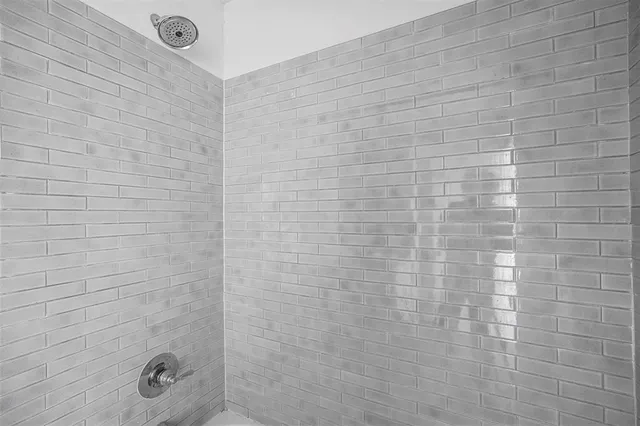 $1,300 | 507 West Walker Street, Unit 509, Denison, TX 75020