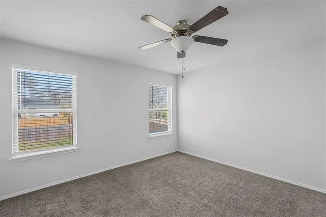 $1,300 | 507 West Walker Street, Unit 509, Denison, TX 75020