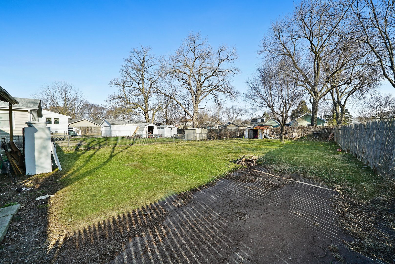 1121 Ridgeway Avenue Aurora, IL 60506 - Photo 4 of 20