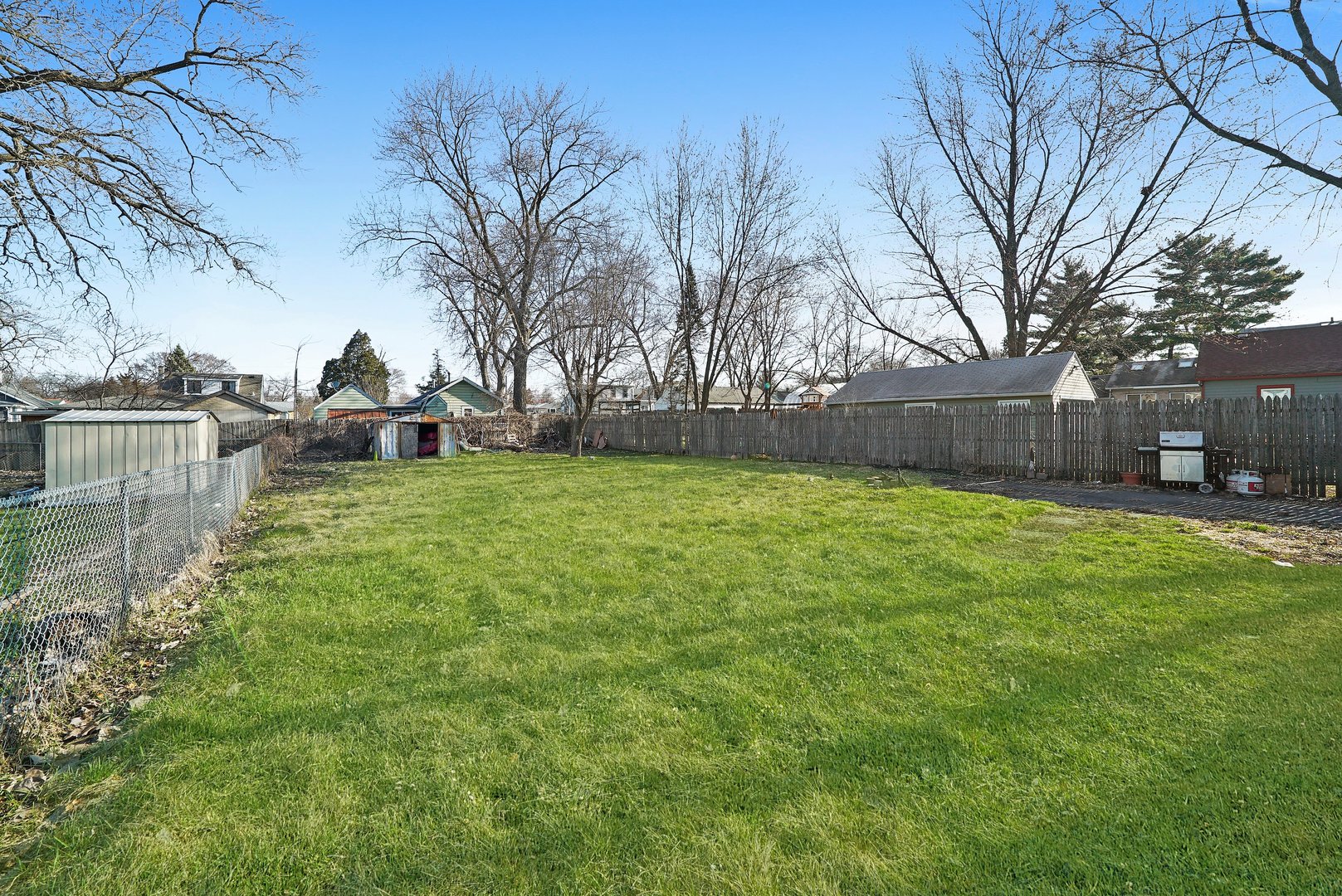 1121 Ridgeway Avenue Aurora, IL 60506 - Photo 5 of 20
