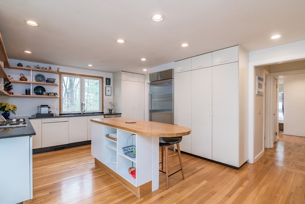 43 Morgan Circle Amherst, MA 01002 - Photo 14 of 42