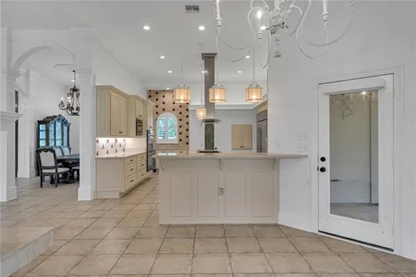 $950,000 | 604 Northwoods Drive, Abita Springs, LA 70420