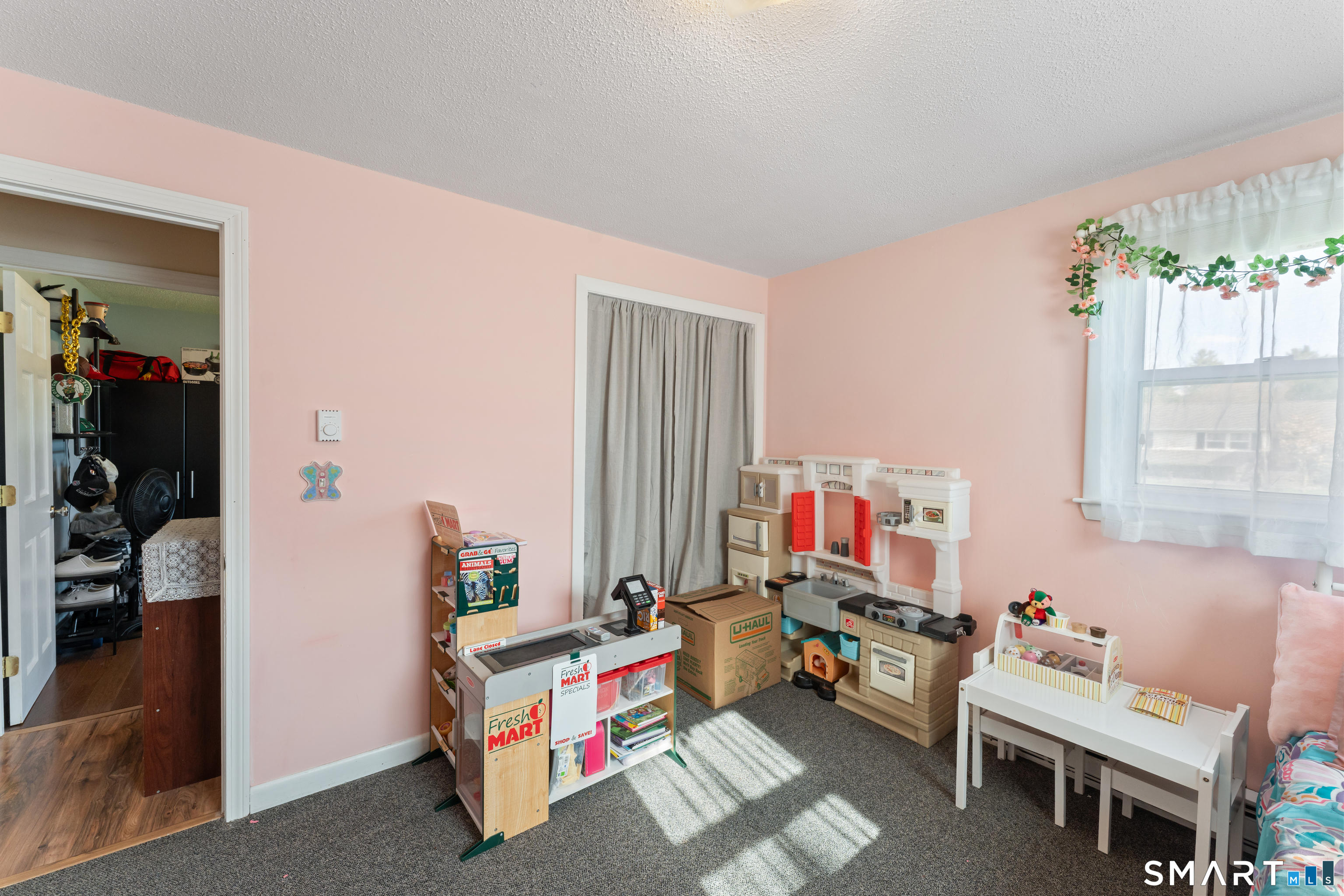 14 Liberty Lane Thompson, CT 06277 - Photo 28 of 39 a room with furniture and gym equipment