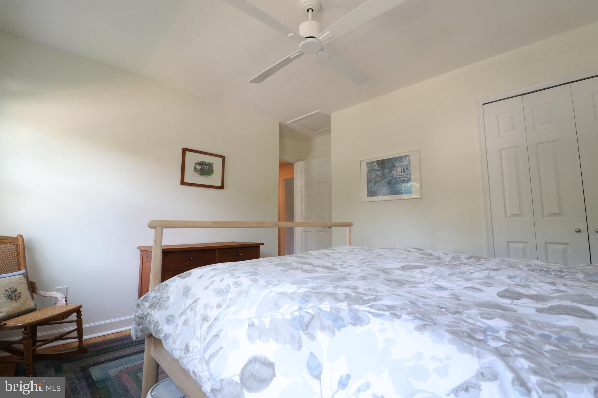 9320 Winbourne Road Burke, VA 22015 - Photo 35 of 55 Bedroom #2 - Hardwoods and ceiling fan - 13'x10'