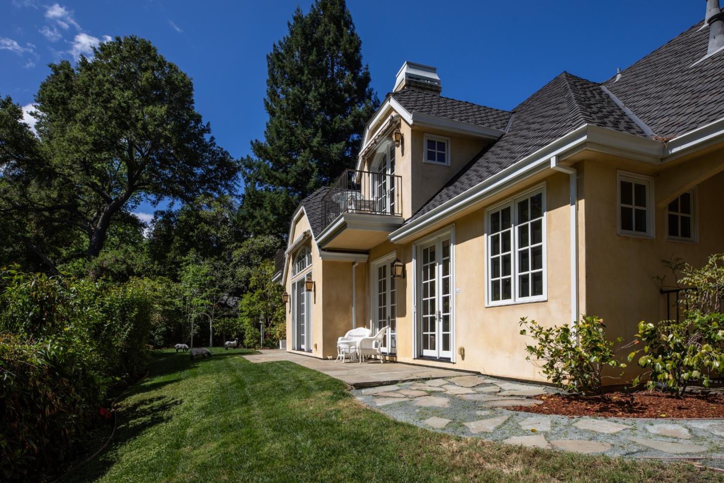 25550 Moody Road Los Altos Hills, CA 94022 - Photo 36 of 44