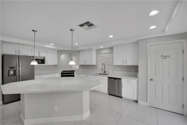 $2,450 | 6718 Treble Clef Avenue, Las Vegas, NV 89139