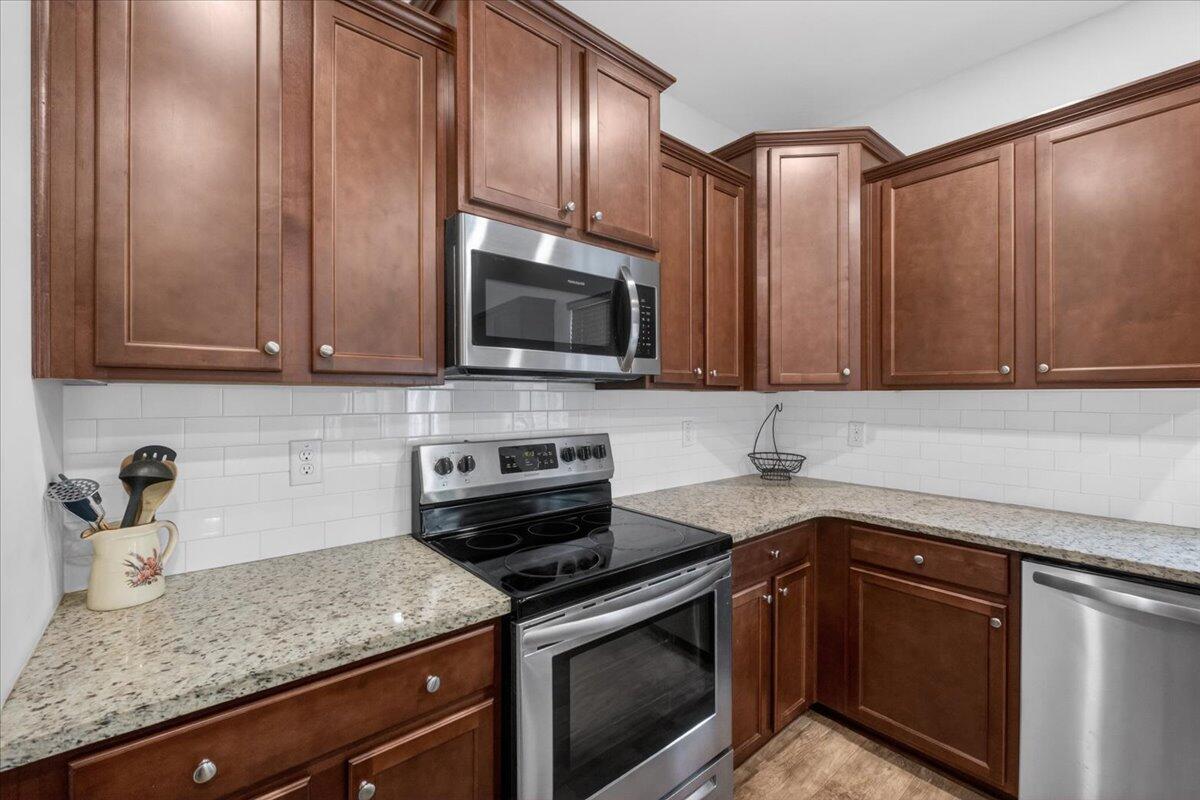 146 Guinness Lane Moncks Corner, SC 29461 - Photo 14 of 37 16-Square One Media - DSC04069