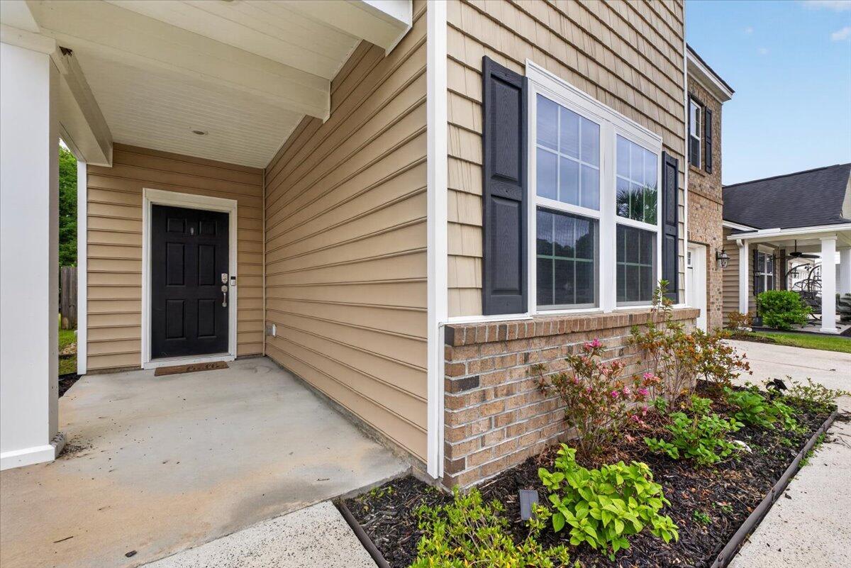 146 Guinness Lane Moncks Corner, SC 29461 - Photo 4 of 37 04-Square One Media - DSC04153