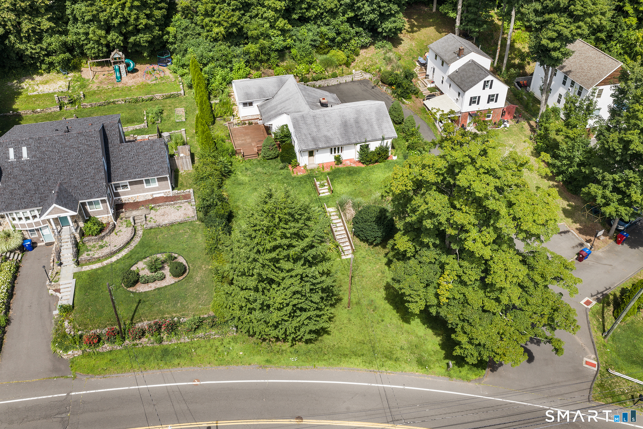 299 South Road Farmington, CT 06032 - Photo 32 of 33 Gallery Image 32
