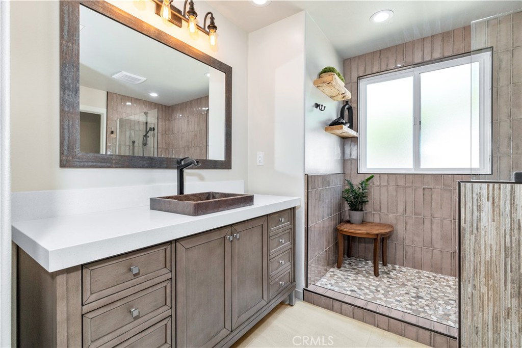 1613 Via Flora Paso Robles, CA 93446 - Photo 23 of 44